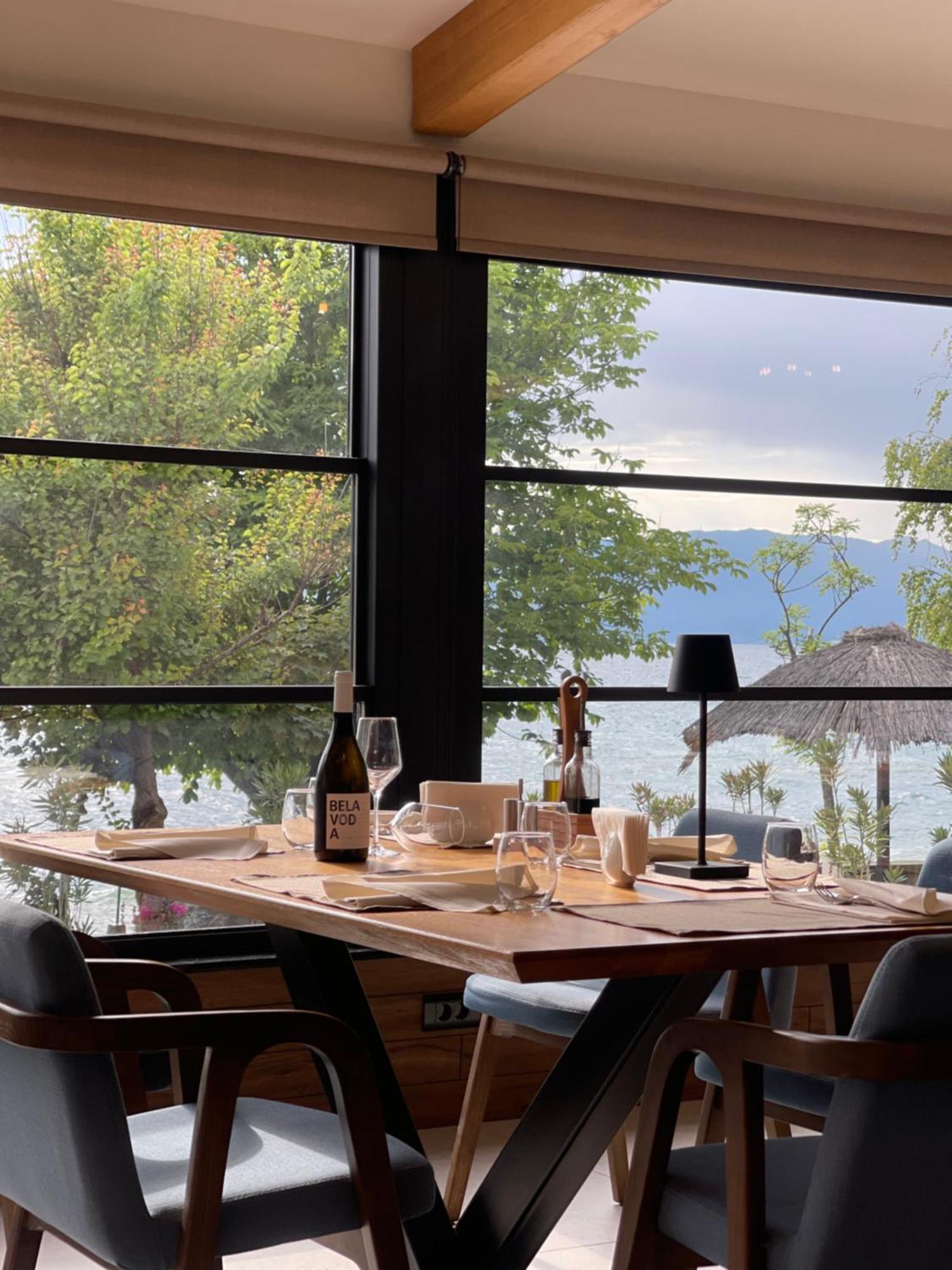 Lago Hotel Lagadin Extérieur photo
