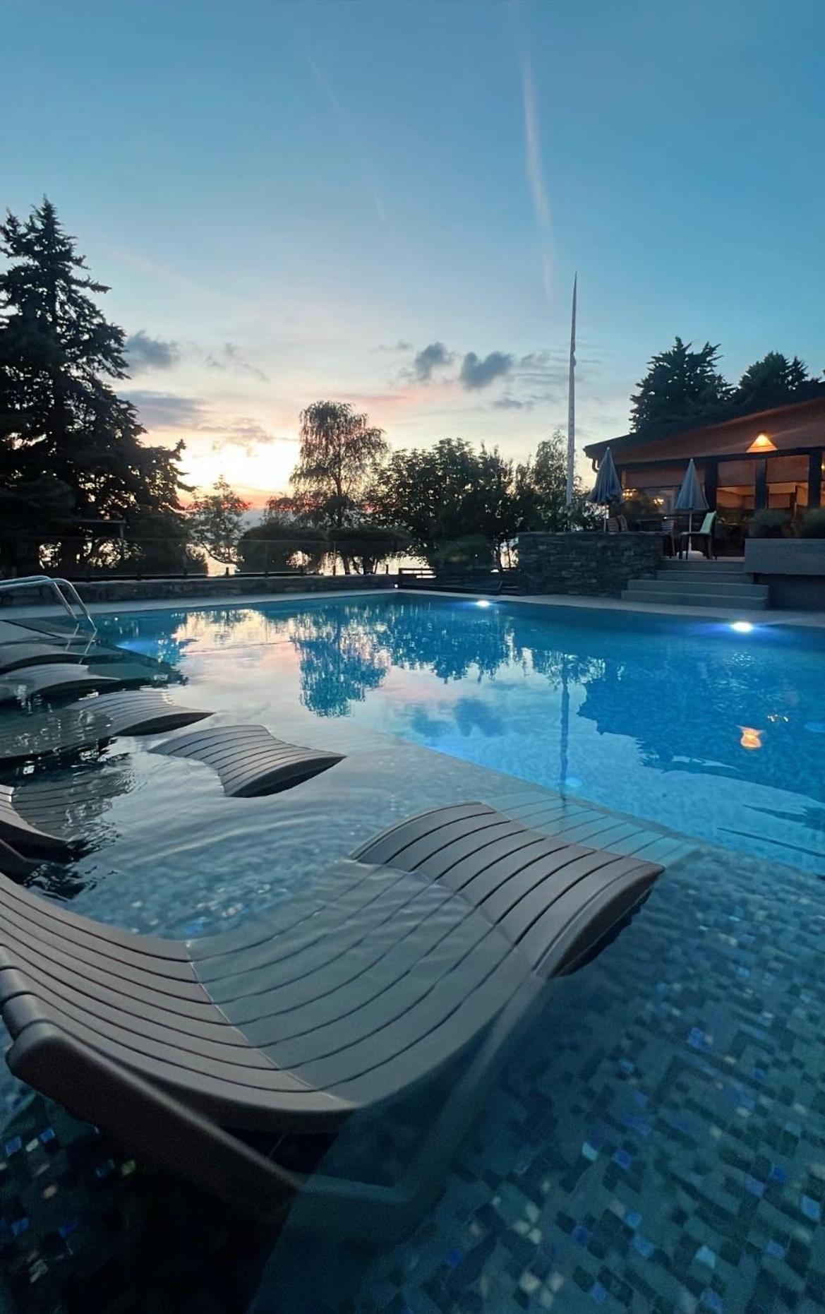Lago Hotel Lagadin Extérieur photo